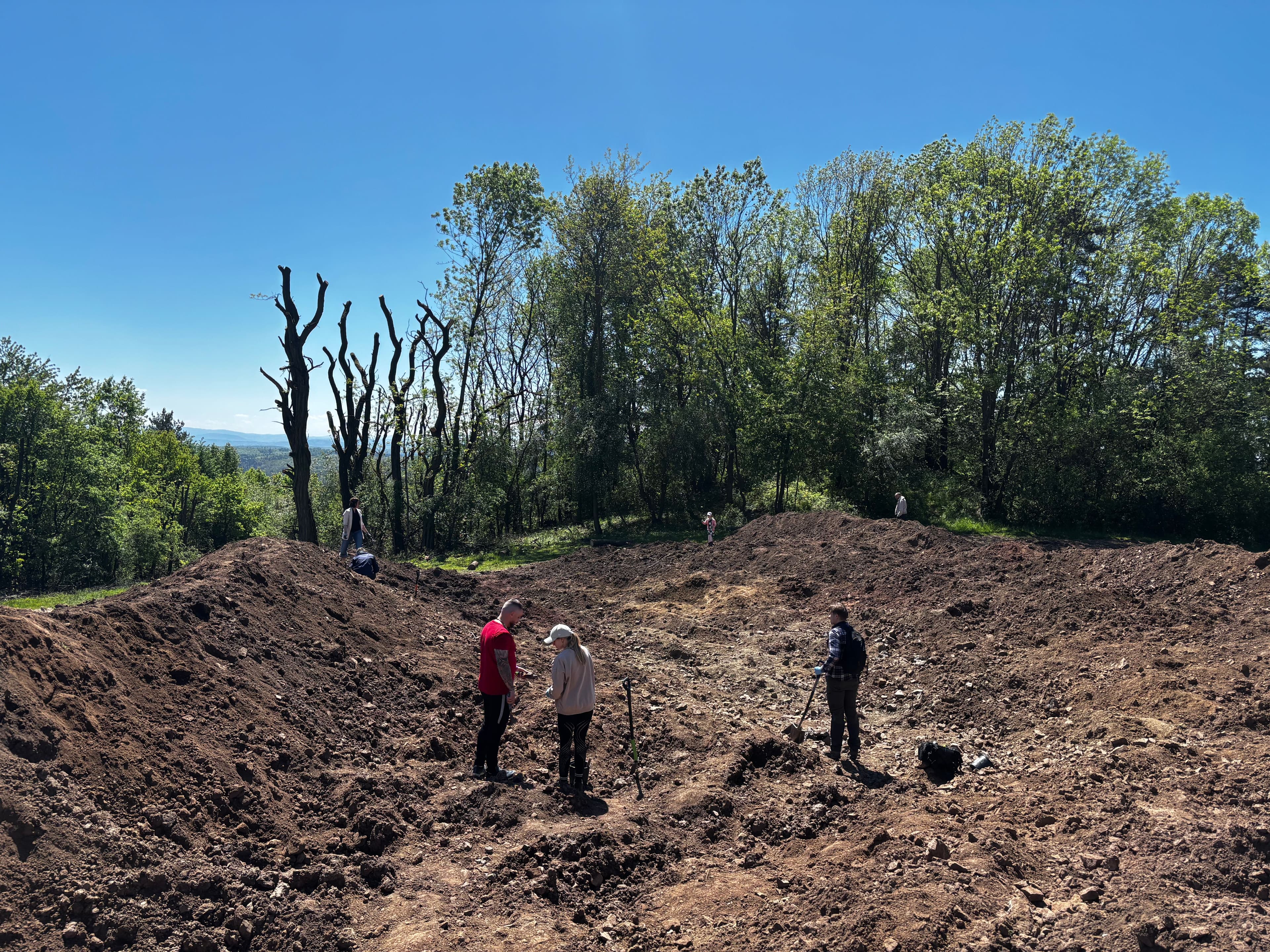 Agate Hunting Near Kraków – Discover the Hidden Fields of Rudno
