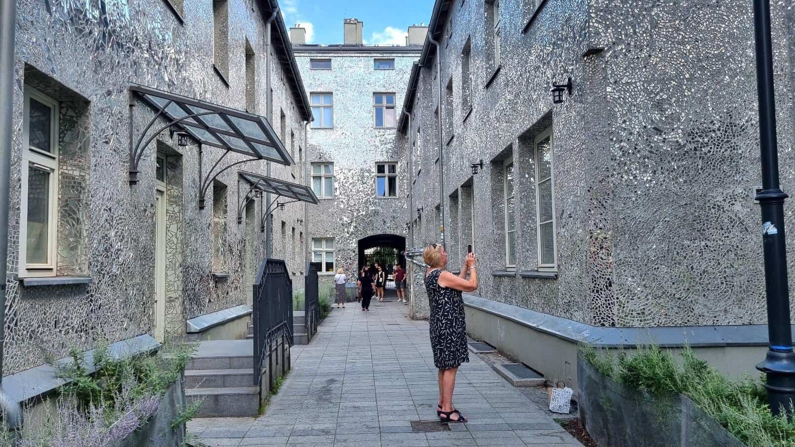 Rose Passage, Łódź